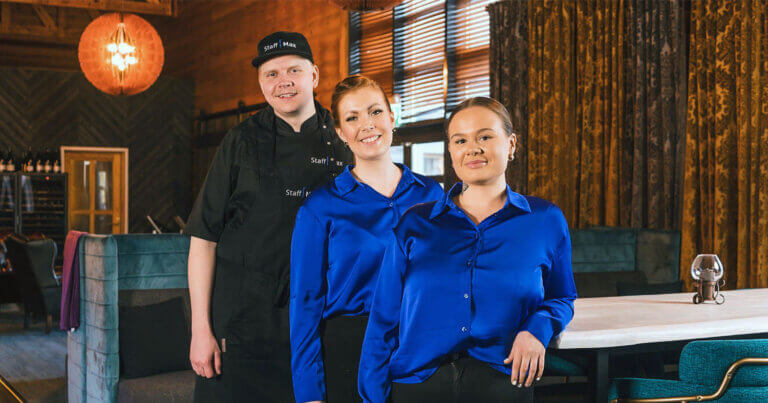 Staffmaxin työtekijöitä ravintolassa.